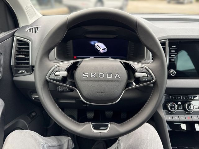 Karoq Tour 1.5 TSI 110kW 360°+PANO+AHK+NAVI+LED