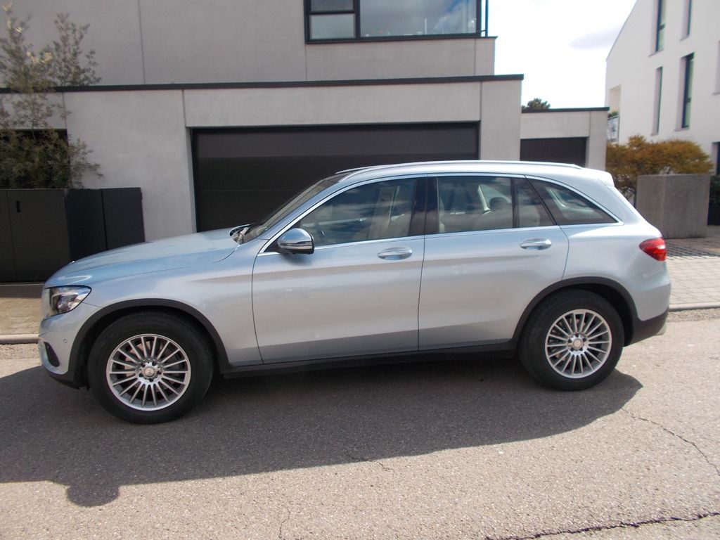 Image of Mercedes-Benz GLC 250