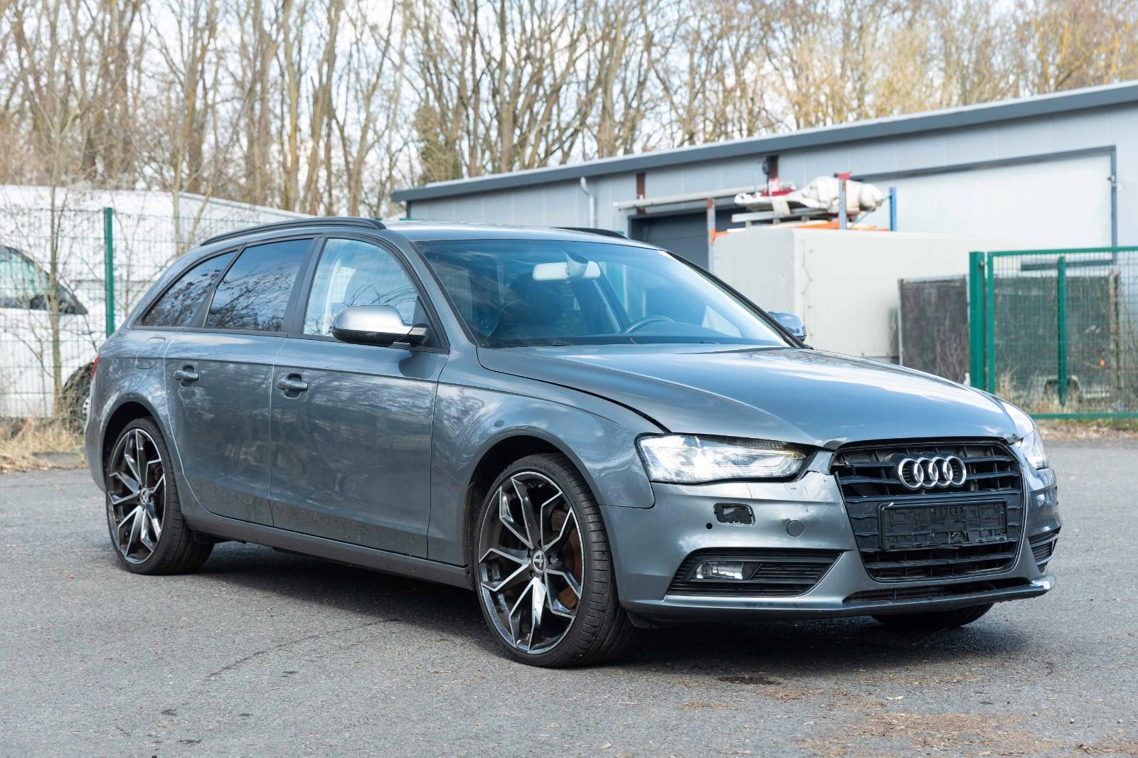 Audi A4 Avant Ambiente 1.8TFSI Alcantara MMI Xenon