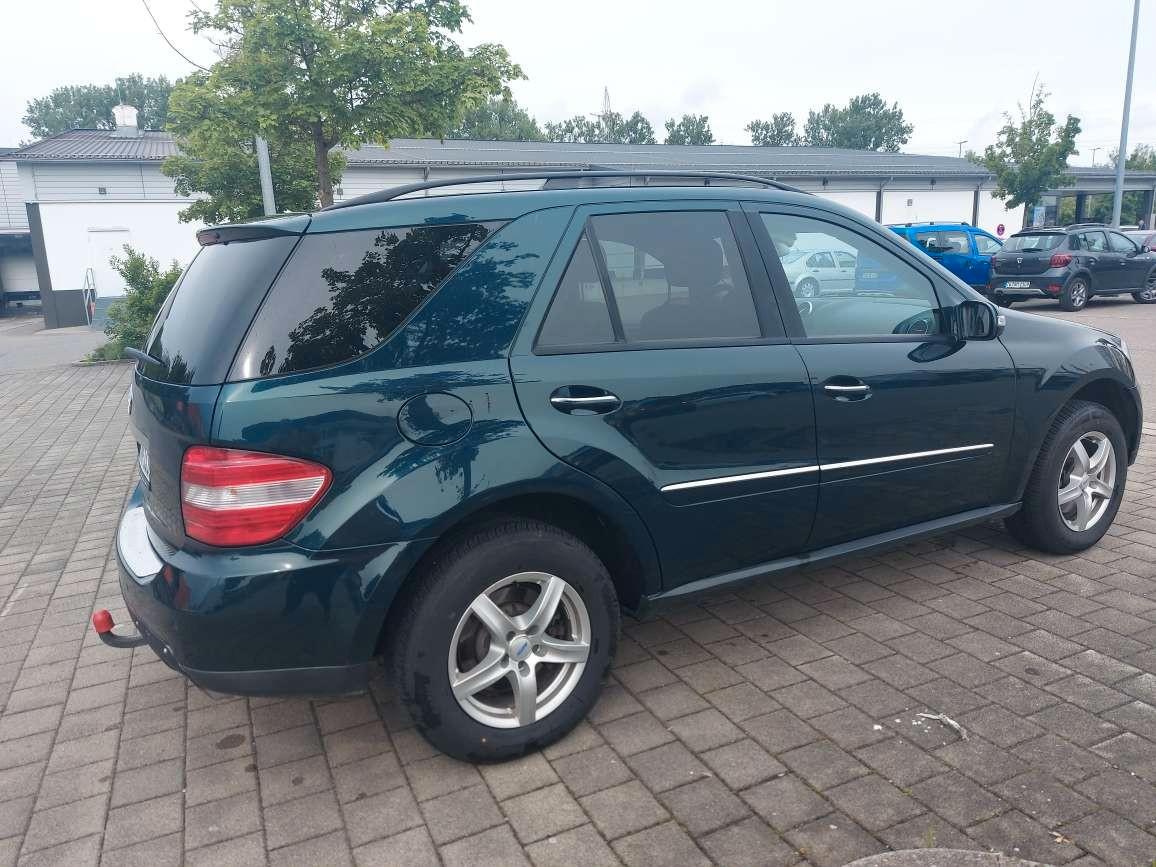 Mercedes-Benz ML 320  offroad paket