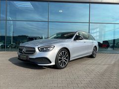 Fahrzeugabbildung Mercedes-Benz E 220d T Avantgarde SHZ AHK LED Widescreen Night