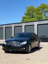 Mercedes-Benz C 220 CDI - Mercedes-Benz 220 mit Diesel-Antrieb: Limousine, Schaltgetriebe