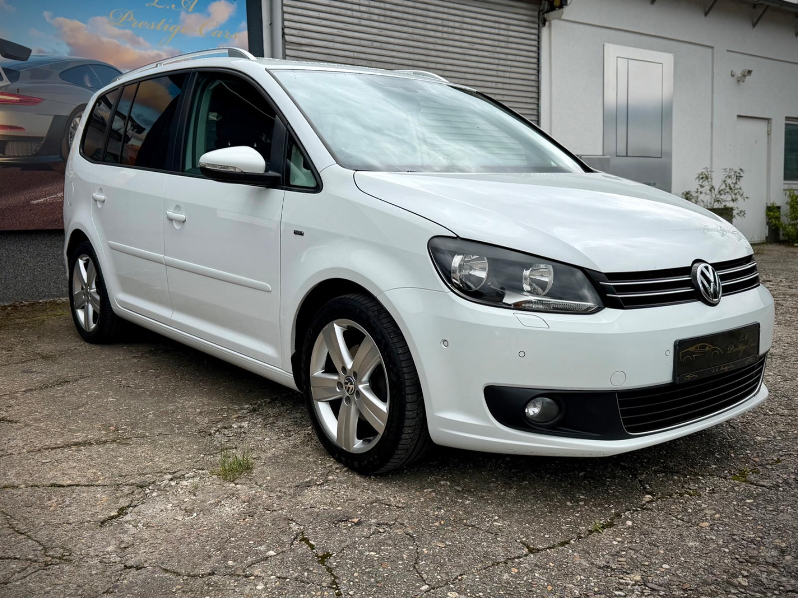 Volkswagen Touran 1,6 TDI Cup" 7-Sitzer*Pano*Sport*Garantie
