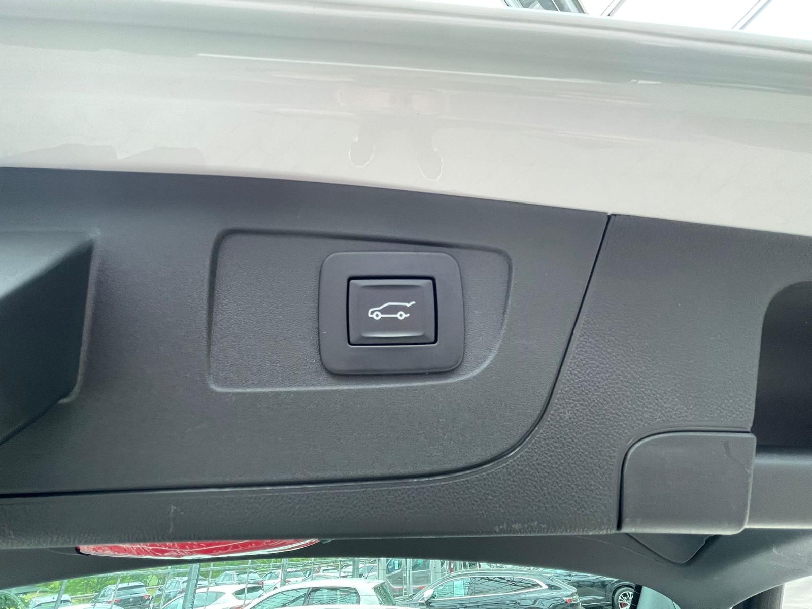 Opel Insignia 2.0 CDTI ST Aut Elegance AHK Nav LED SH