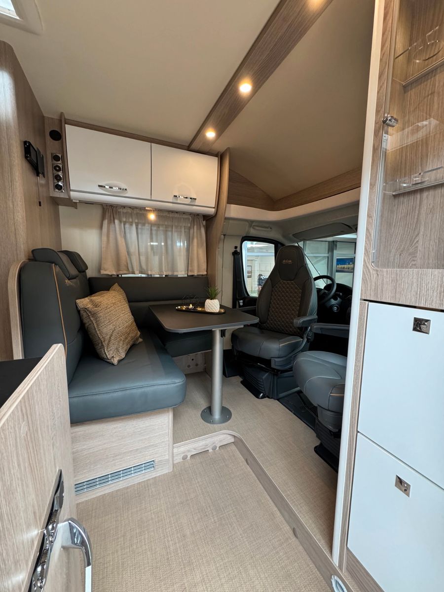 Fahrzeugabbildung Bürstner Lyseo Time Skyline EDITION 690 G SUMMER SALE!
