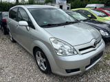 Toyota Corolla Verso 2.2-l-D-CAT *7-SITZE* - Toyota Corolla Verso in München