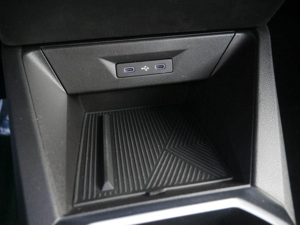Fahrzeugabbildung Renault Clio Techno TCe 115