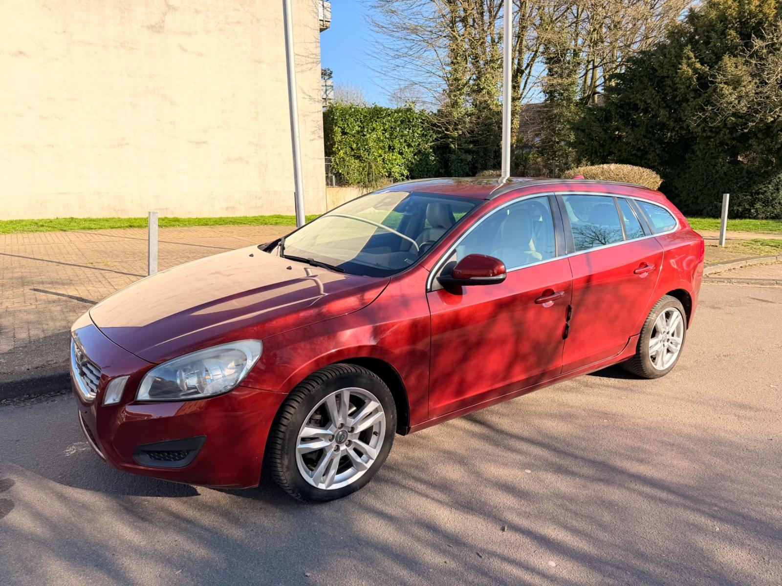 Volvo V60 Kombi Momentum