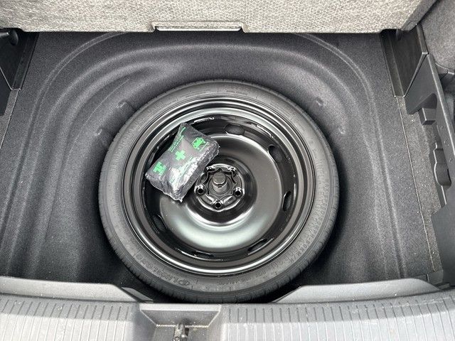 Golf VIII Variant Life eTSI DSG AHK LED