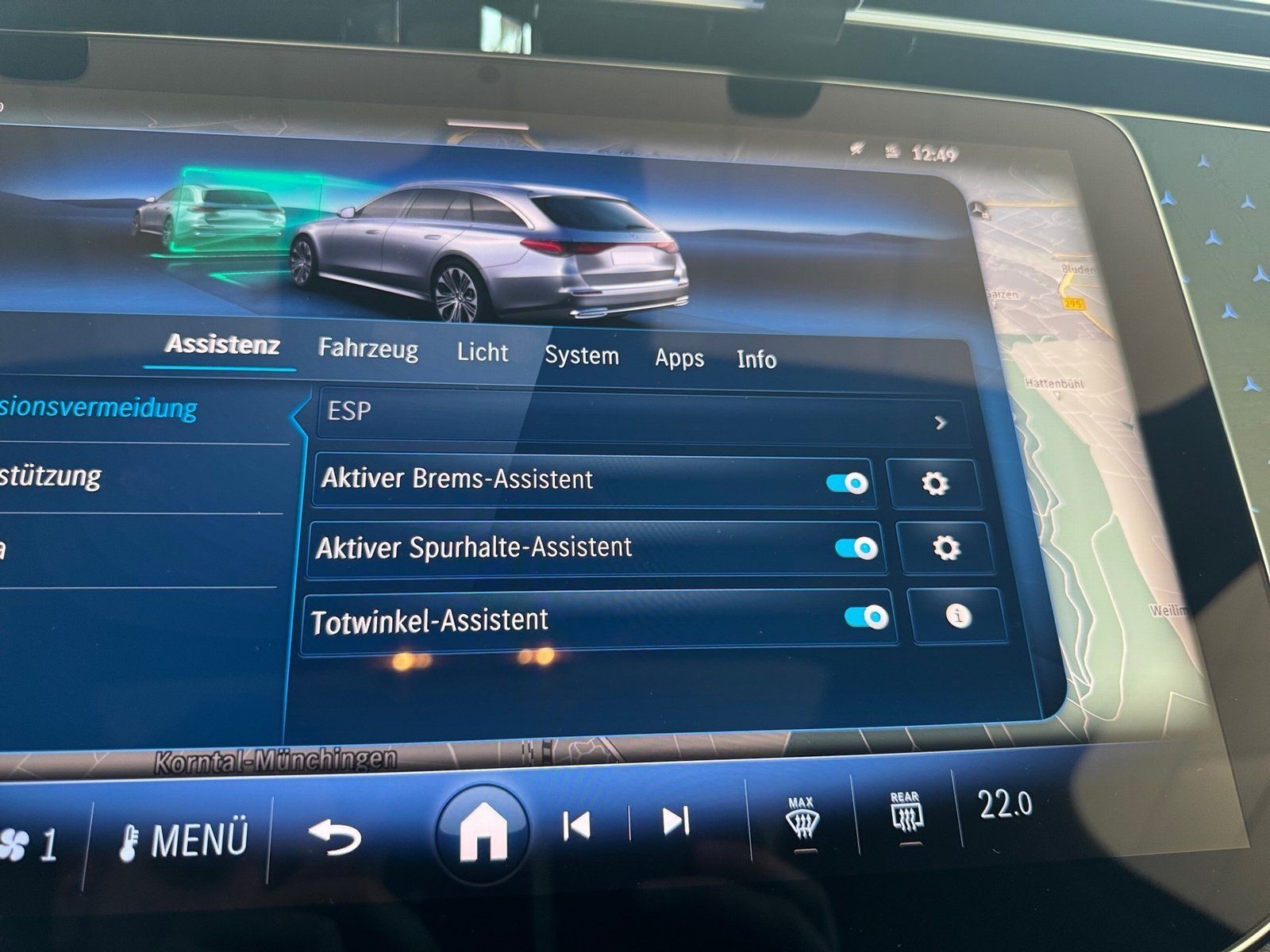 Fahrzeugabbildung Mercedes-Benz E 220 d T AMG*AHK*Pano*Distro*Totwink*360*Digita