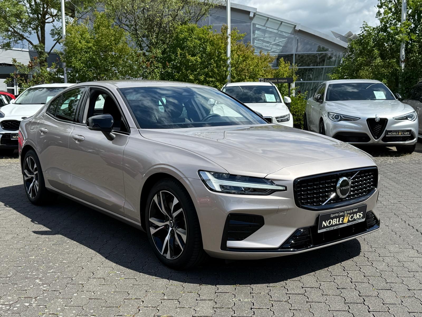 Volvo S60 B5 Plus Dark AWD LED ALU