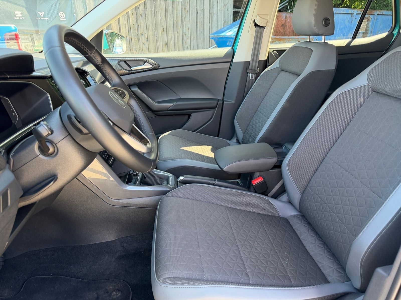 Volkswagen T-Cross - Bild 10