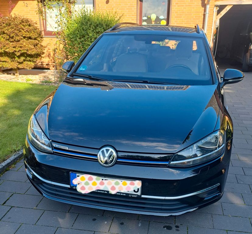 Image of Volkswagen Golf