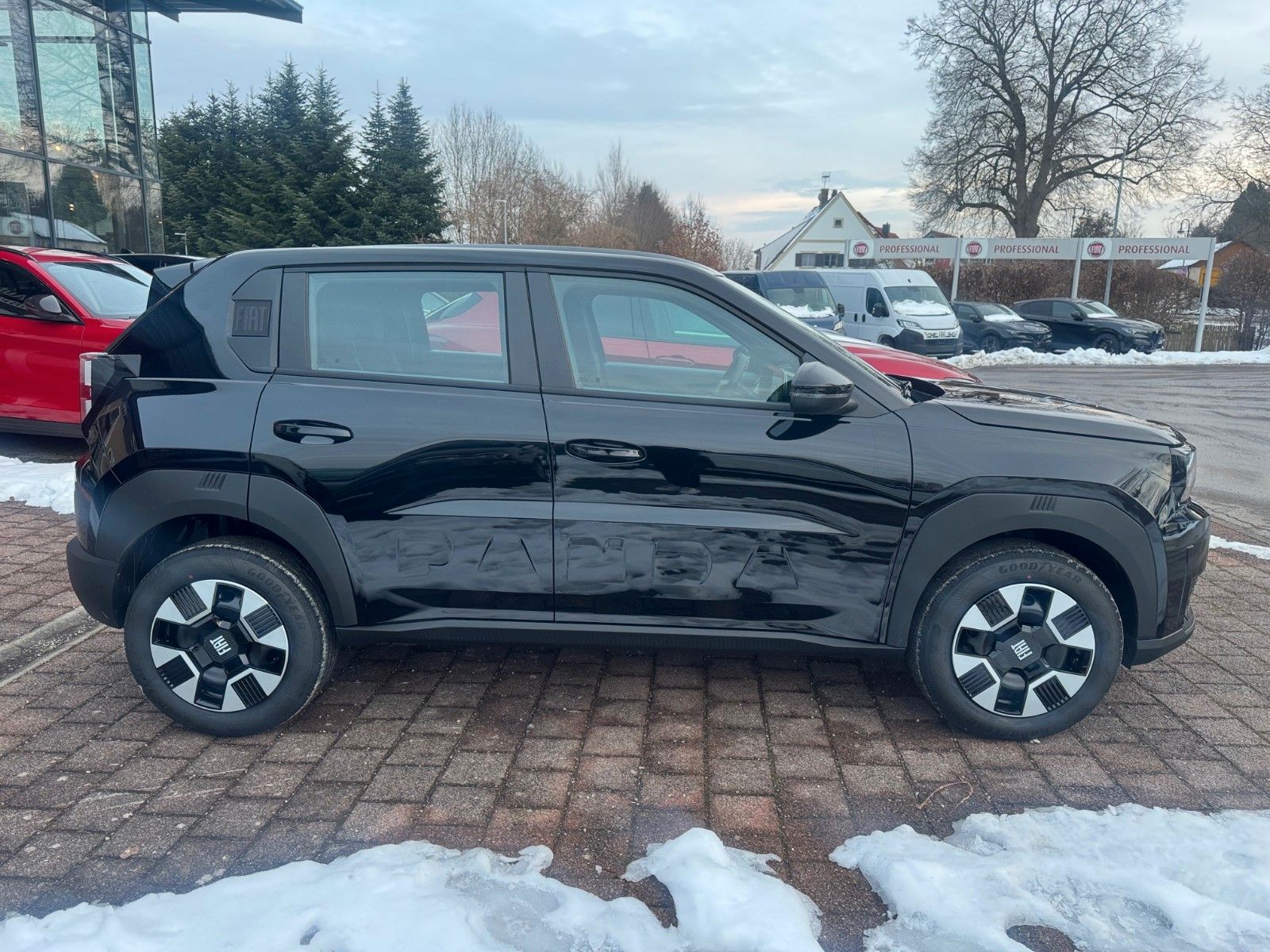 Fahrzeugabbildung Fiat Grande Panda 1.2 110PS Business Edition Navi