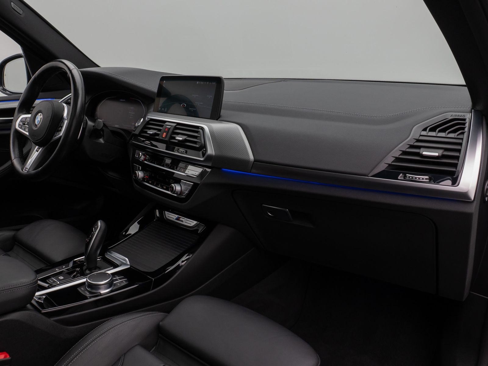 Fahrzeugabbildung BMW X3 M40i Panorama Kamera HUD DAB HiFi AHK Komfort