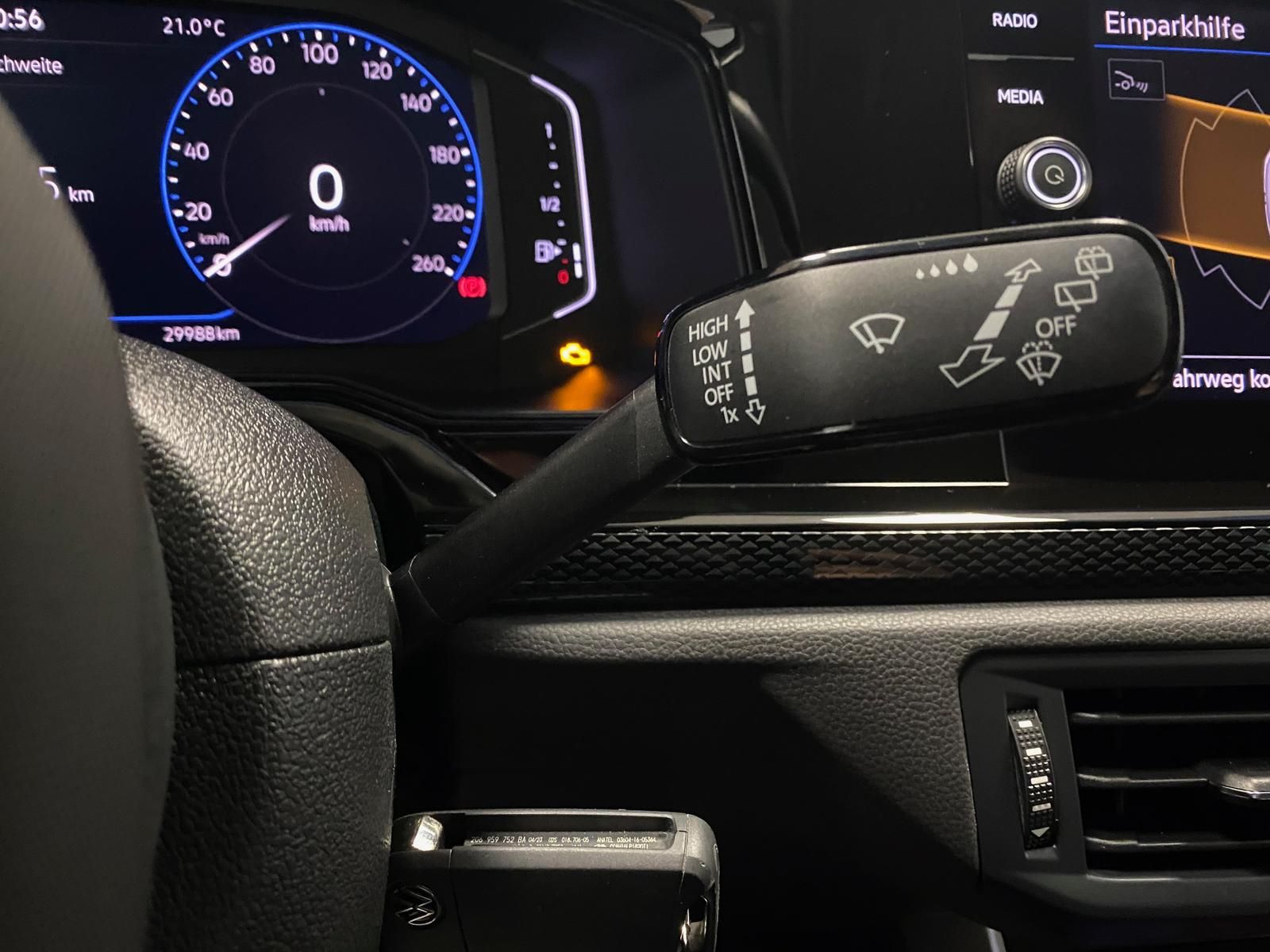 Fahrzeugabbildung Volkswagen Polo 1.0 TSI Life APP+KLIMA+KAMERA+PDC+SITZHEI++