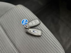 FORD Focus Lim. 1.0 Titanium*LED*Navi*DAB*ACC*