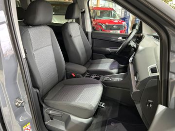 Ford Grand Tourneo Connect PHEV Titanium