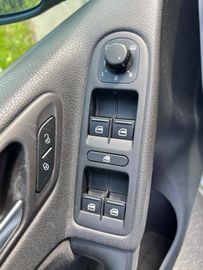 Volkswagen Golf - 12
