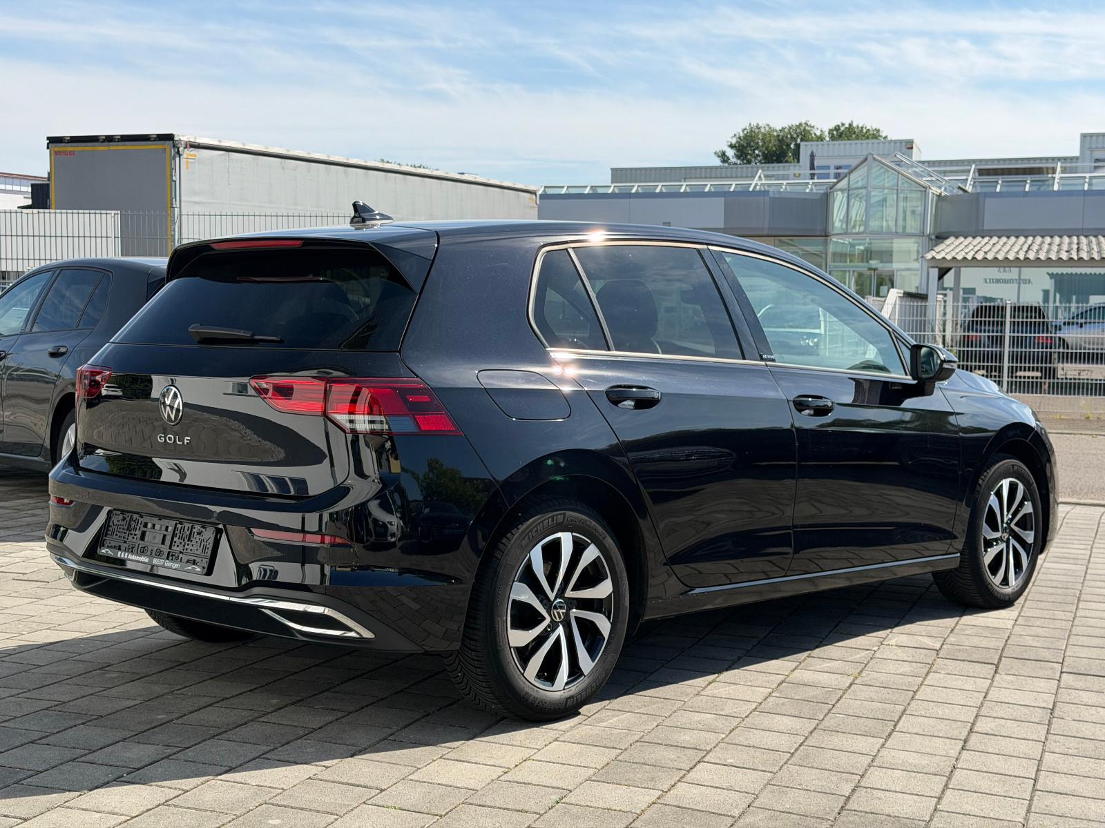 Volkswagen Golf VIII 1.5 TSI Lim. Active/LED/ACC/SPUR/2.H, миниатюра 8