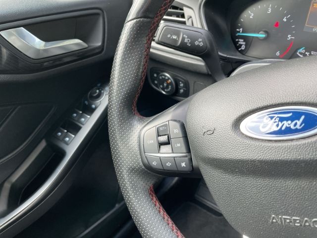 Fahrzeugabbildung Ford Focus 2.0 EcoBlue, ST-Line Navi, Sitzheizung, DA