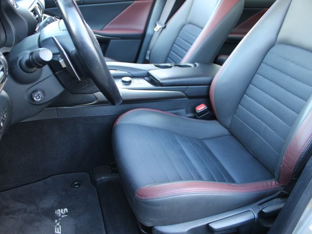 IS 300h "Sport Line" "lückenlos scheckheft"