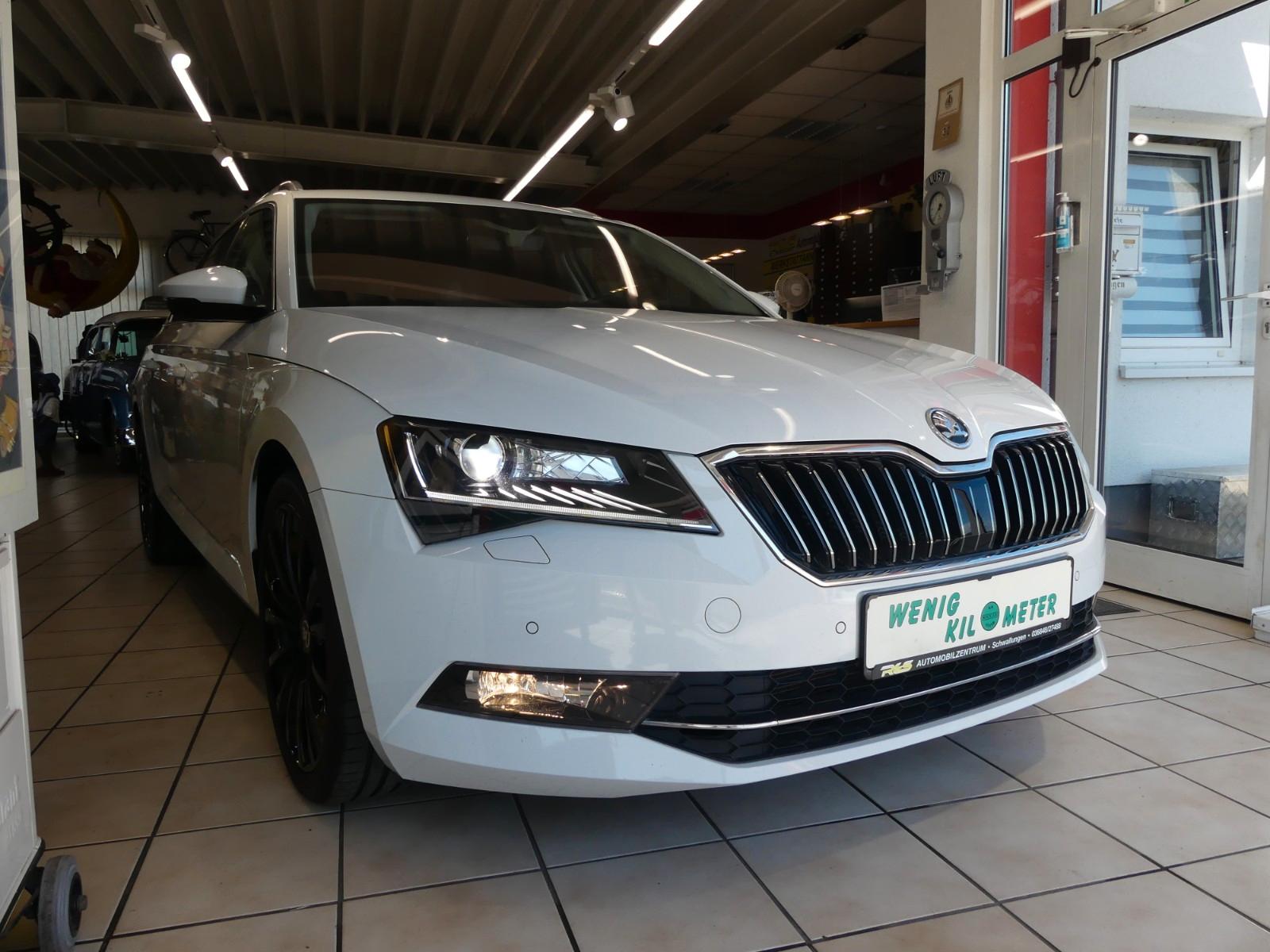 Skoda SUPERB COMBI STYLE 2.0TDI 1.HD=VIELE EXTRAS=TOP!