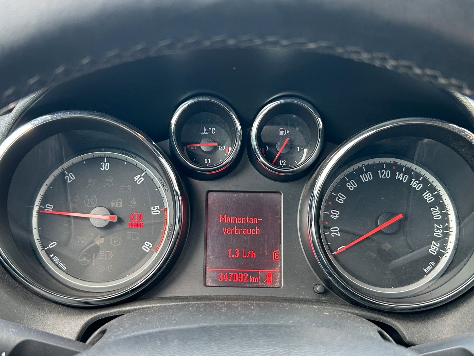 Fahrzeugabbildung Opel Astra J Sports Tourer 150 Jahre Klima/TÜV NEU