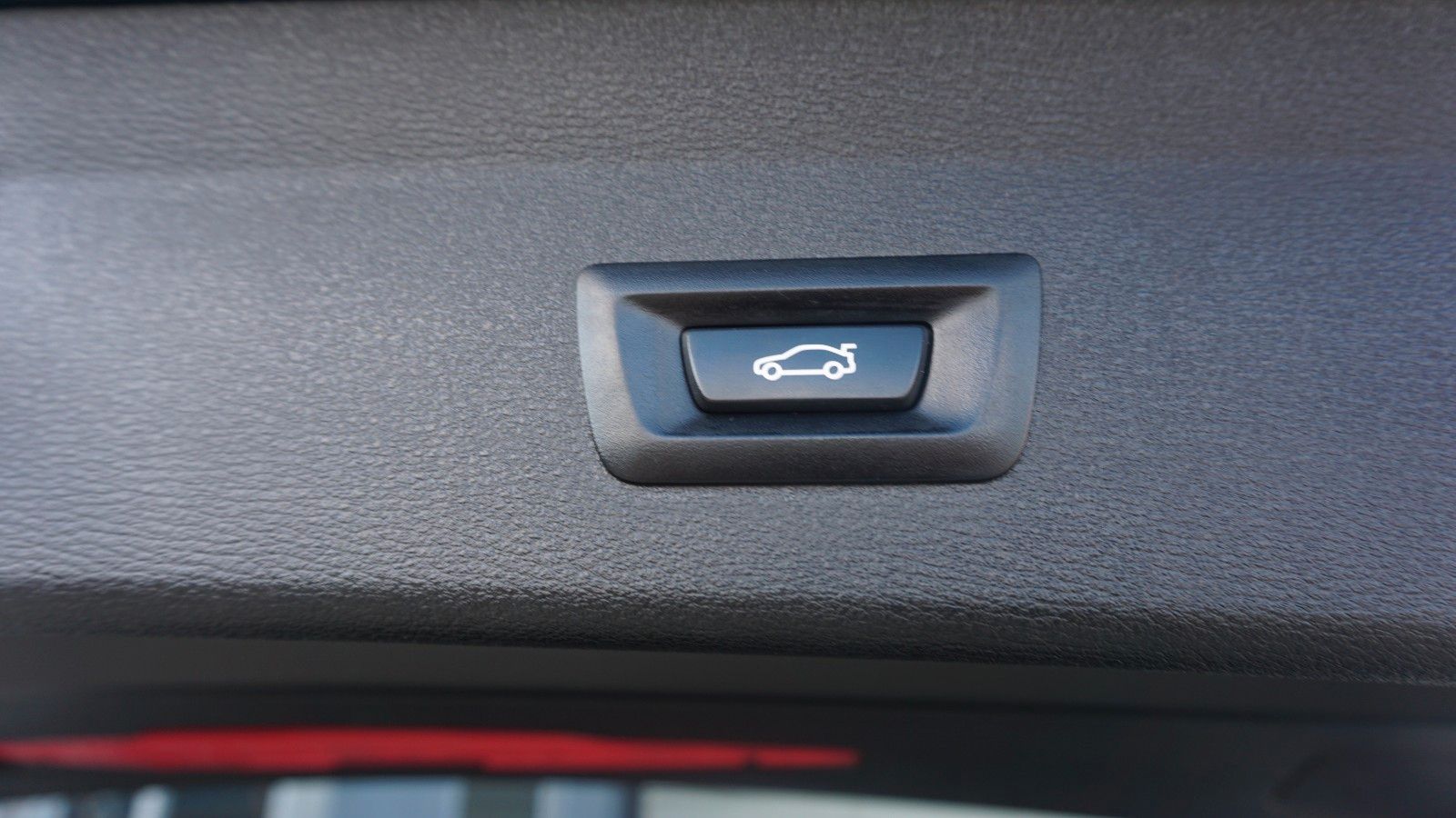 Fahrzeugabbildung BMW X1 xDrive 20i Advantage,PDC,Automatik,Scheckheft
