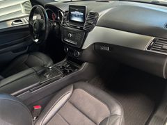 Fahrzeugabbildung Mercedes-Benz GLE 250 d 4Matic -- neuer Motor bei MB 21.000,-