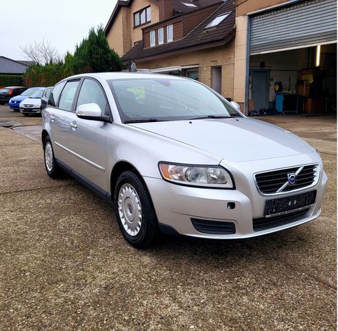 Volvo V50 Kombi 1.6 Klima Isofix - TÜV n.V.