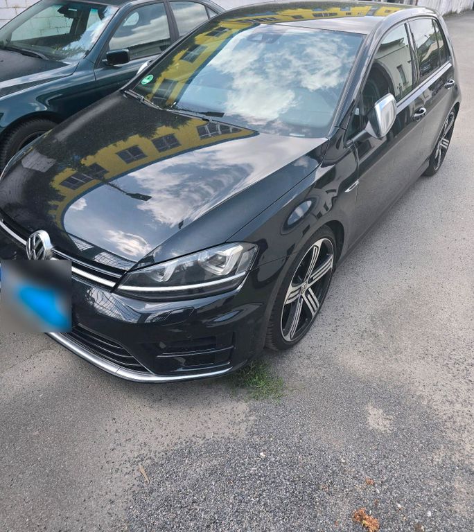 Image of Volkswagen Golf