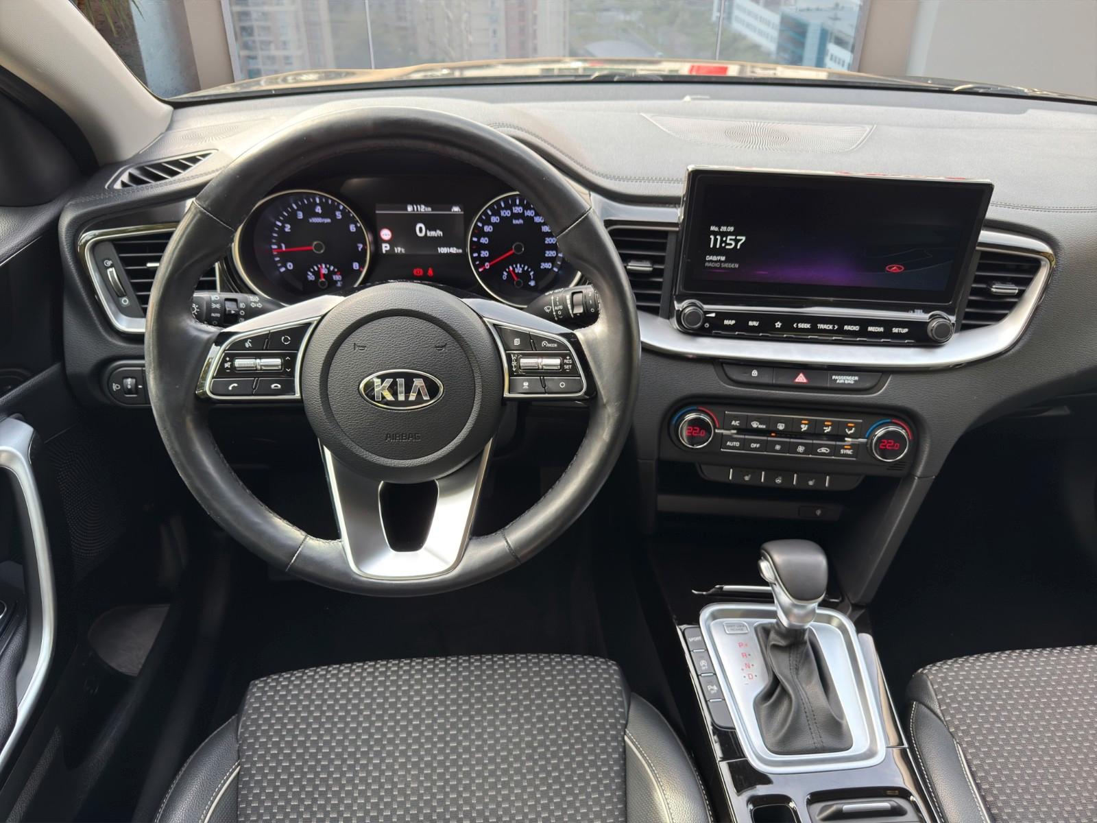 Kia XCeed 1.4 T-GDI DCT Spirit Navi Kamera AHK