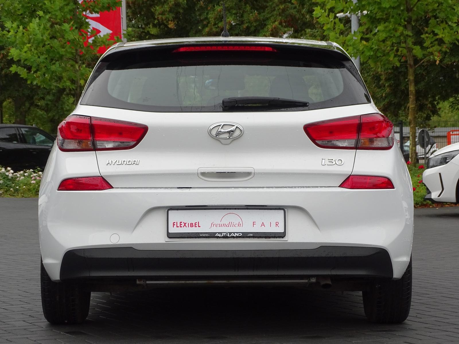 Hyundai i30 1.4 Pure Tempomat Klima Spurhalte USB AUX
