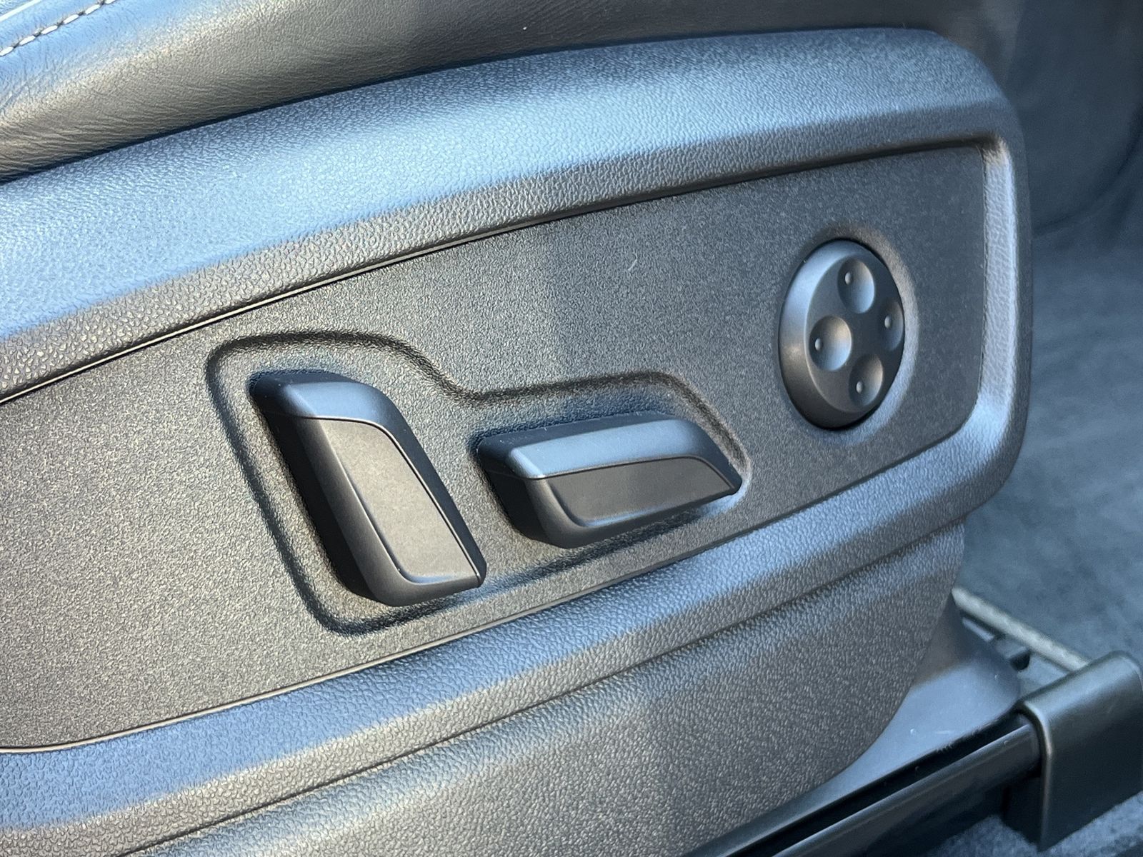 Fahrzeugabbildung Audi SQ5 3,0L Sportback*Pano*22"*B&O*ViCo*Blackline*