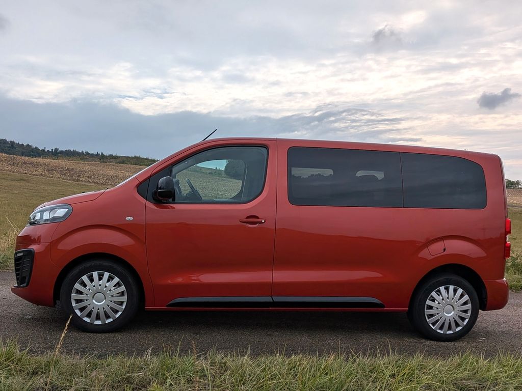 Image of Opel Zafira Life