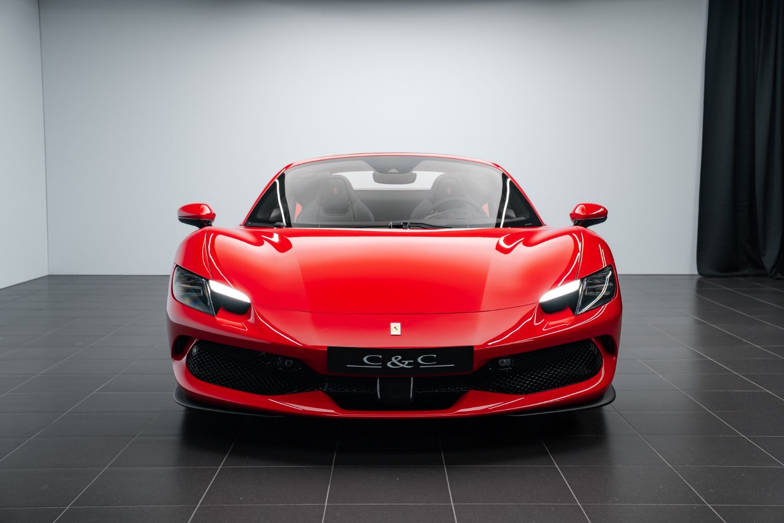 Fahrzeugabbildung Ferrari 296 GTS LIFT/PROD 25/BLANKO COC