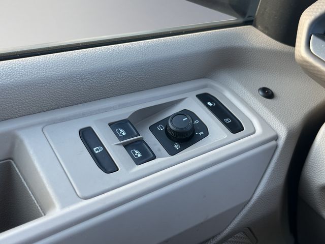 T7 Multivan KÜ 2.0TDI 110kW DSG PANO MATRIX-LED