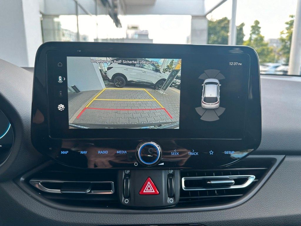 Fahrzeugabbildung Hyundai i30 Advantage 1.0 T-GDI 100PS Navi/SHZ/Kamera