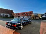 Mercedes-Benz 560 SEL Pullman / TRASCO Stretch Limousine - Mercedes-Benz 560: Schiebedach