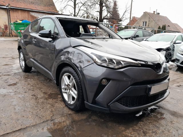 Toyota C-HR Hybrid