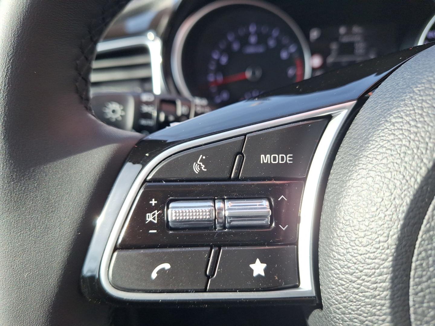 Kia Ceed_sw Ultimate Edition 1.5 DCT Mild-Hybrid Sty