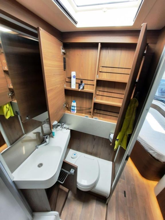 Fahrzeugabbildung HYMER / ERIBA / HYMERCAR Touring 820 Verfüg./Sparen Sie 31.910,- €