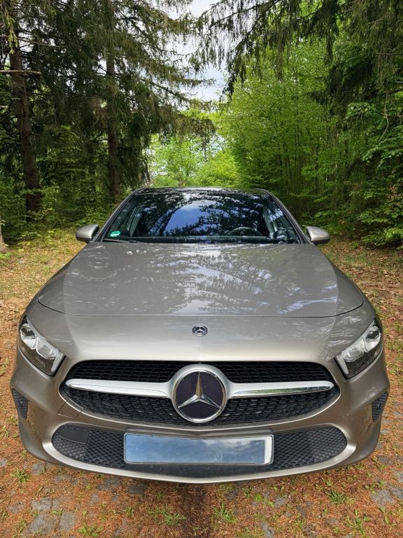 Image of Mercedes-Benz A 220