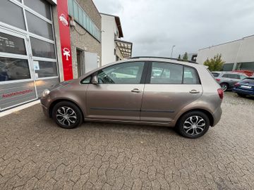 Volkswagen Golf - 8