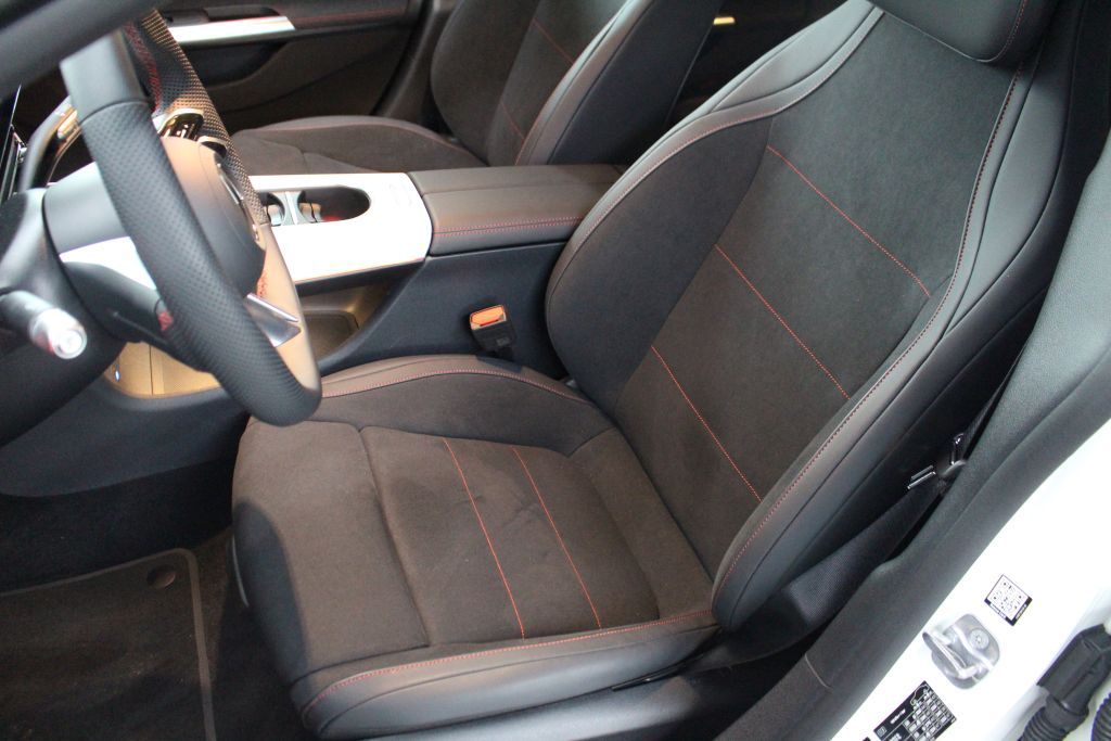 Mercedes-Benz CLA 250 Coupé AMG AHK Advanced Memory MBUX foto 6