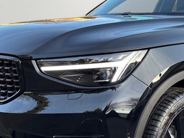Volvo XC40 Plus Black Edition 2WD*Licht-P*360°*