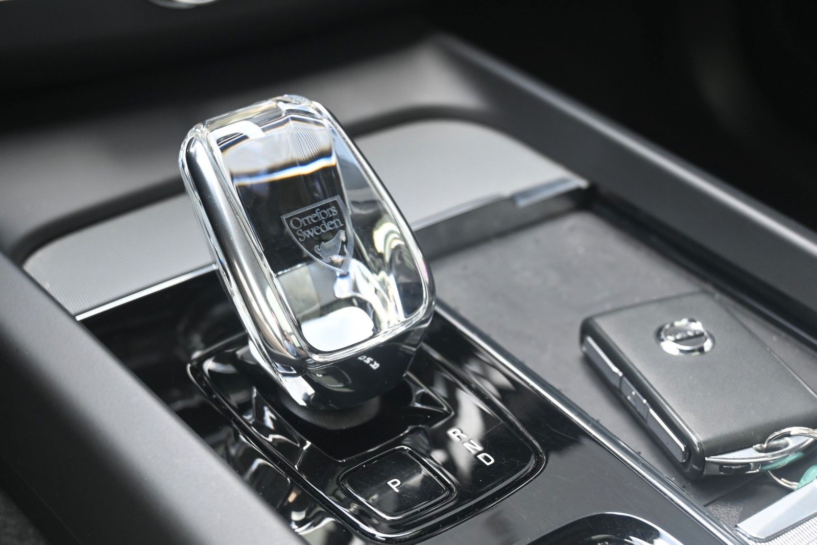 Fahrzeugabbildung Volvo XC60 T6 AWD Recharge Plus Dark*360°*ACC*AHK