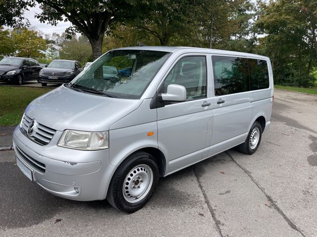 Volkswagen T5 Transporter!In Brief 9 sitze!Standheizung!