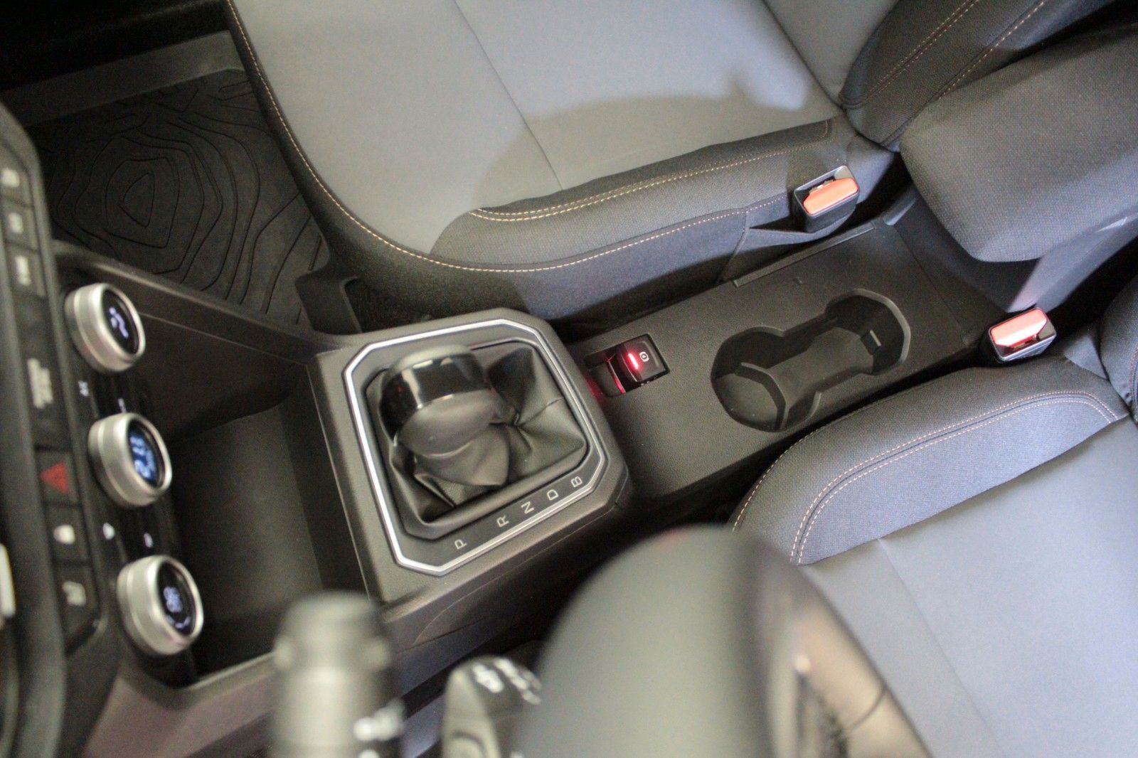 Fahrzeugabbildung Dacia Jogger Hybrid 140 Extreme 5-Sitzer #15223